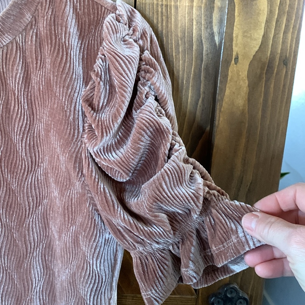Textured Velvet Top - Picture 2 of 5
